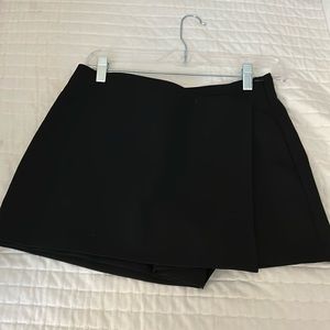 Zara black skort
